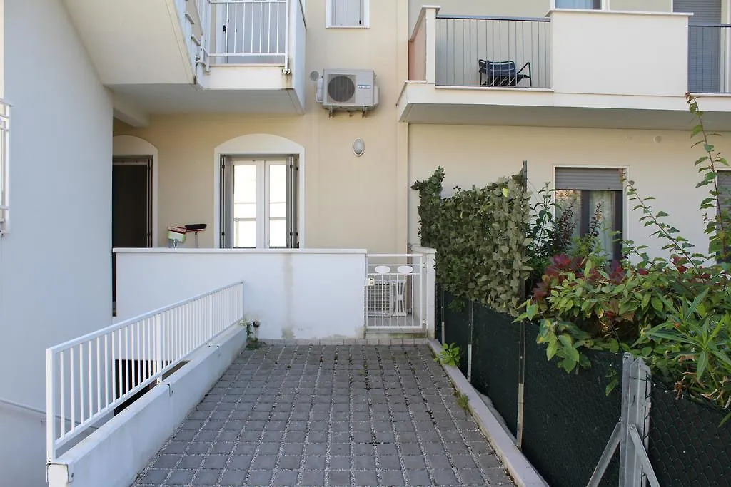 Residence Serenissima Cattolica Apartment